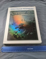 Vintage Essentials of Meteorology, C. Donald Ahrens, Wadsworth, Paperback, 1994
