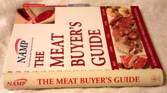 NOS 2007 North American Meat Processors Association The Meat Buyer’s Guide 336pg