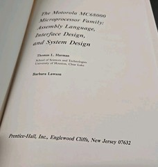 The VINTAGE 1984 BOOK Motorola Mc68000 Microprocessor Book New Assem Language.