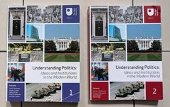OPEN UNIVERSITY DD211 Understanding politics 2nd edition VERY GOOD CONDITION